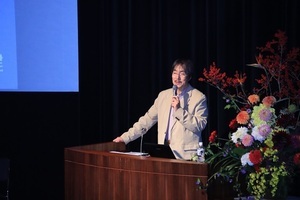 講師の佐々木健氏